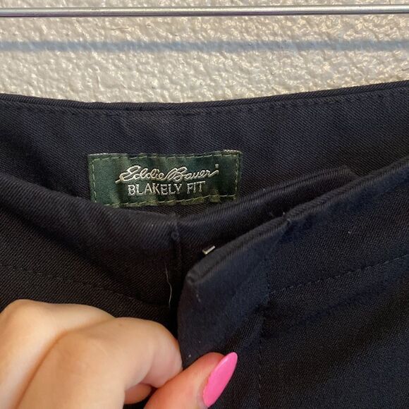 Eddie Bauer- Blakey Fit black pants- Size 10 petite - Picture 4 of 8